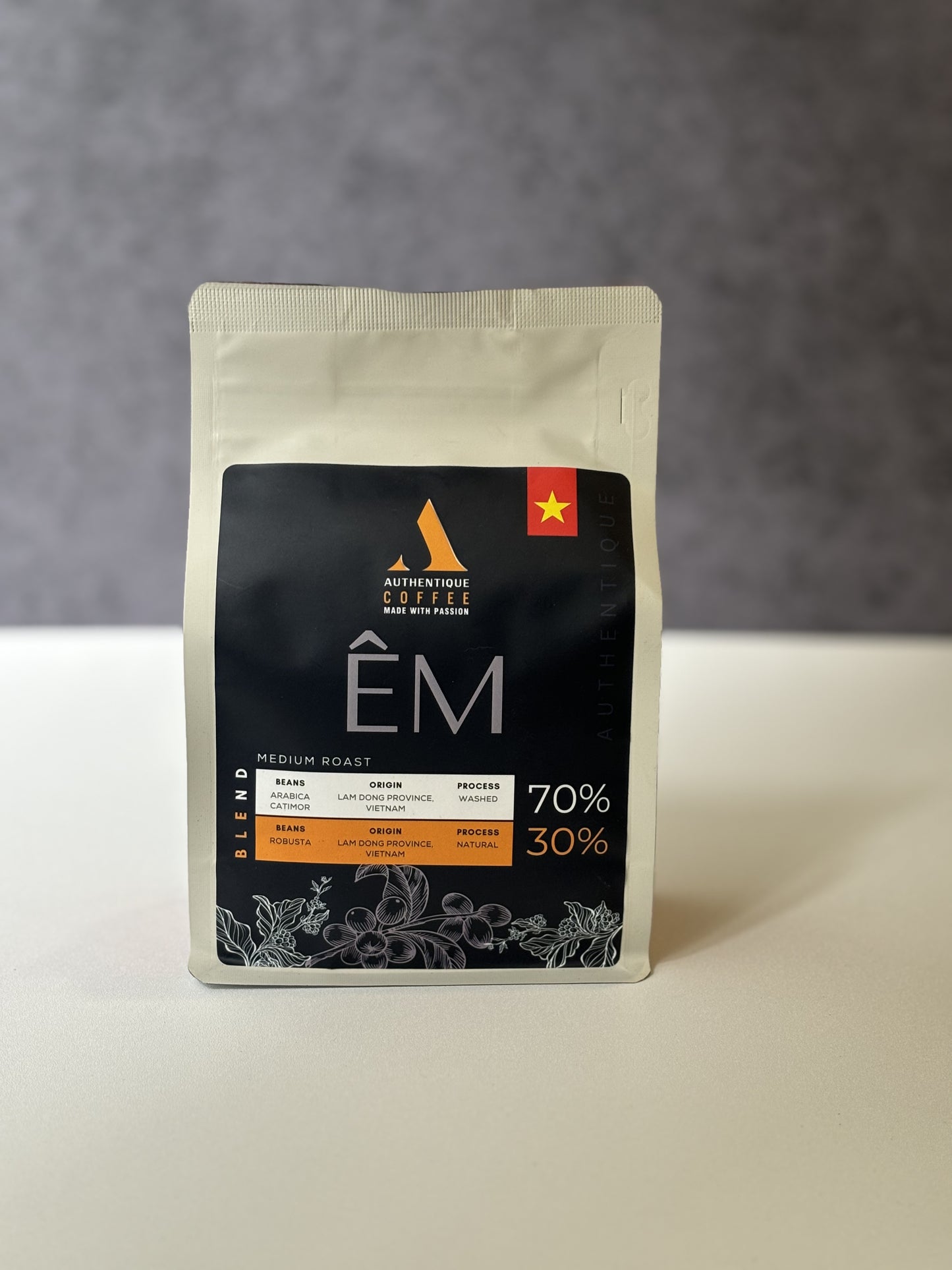 เอ็ม-มีเดียมโรสต์ (อาราบิก้า 70%, โรบัสต้า 30%) 250g