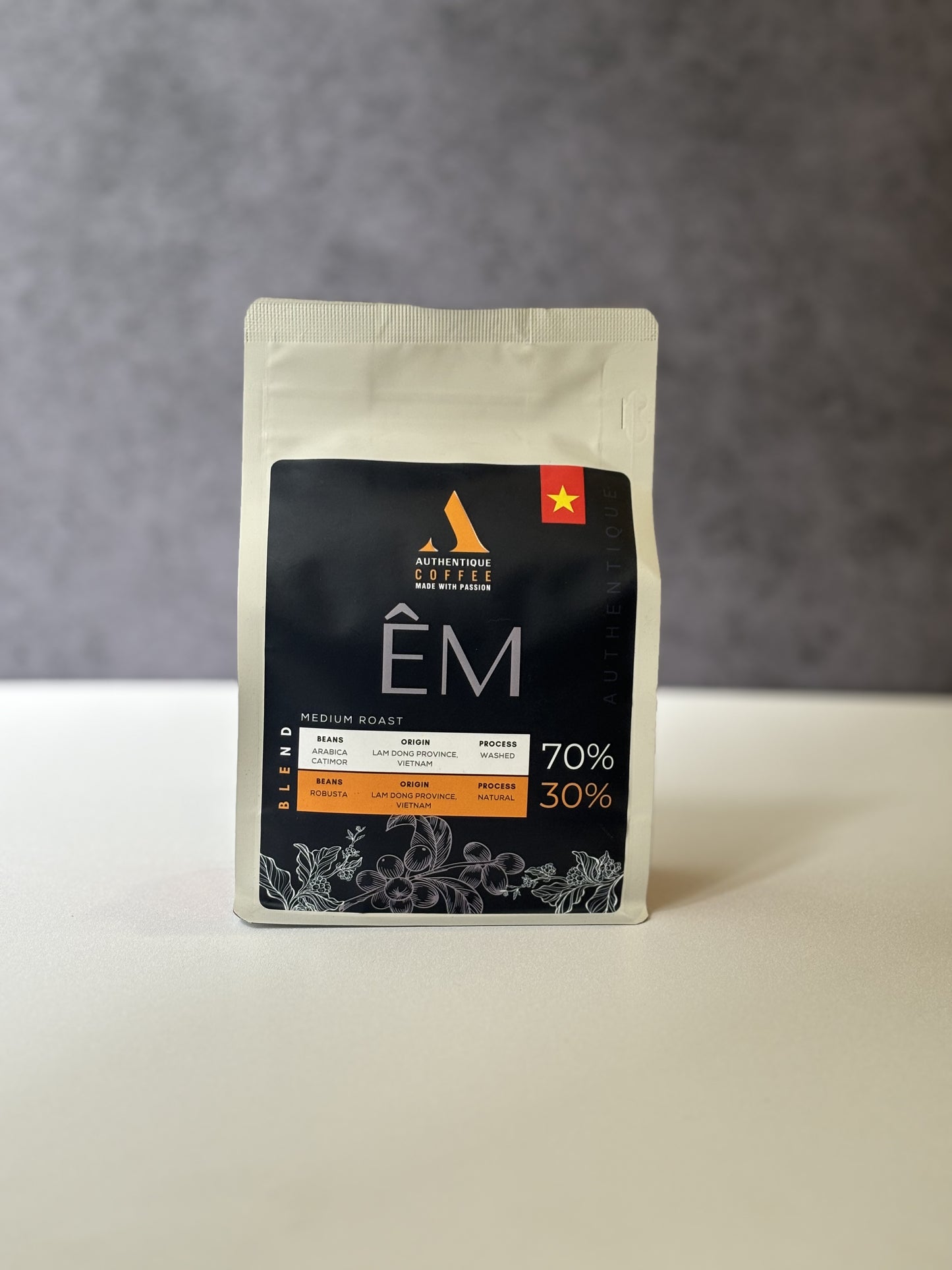 เอ็ม-มีเดียมโรสต์ (อาราบิก้า 70%, โรบัสต้า 30%) 250g